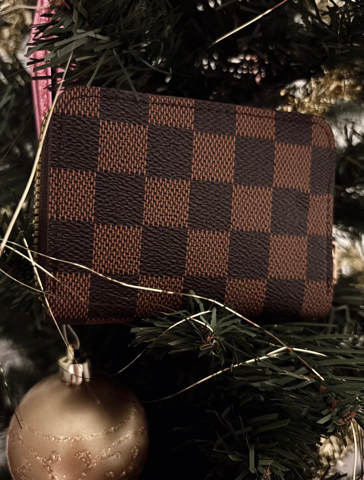 Checkered wallet